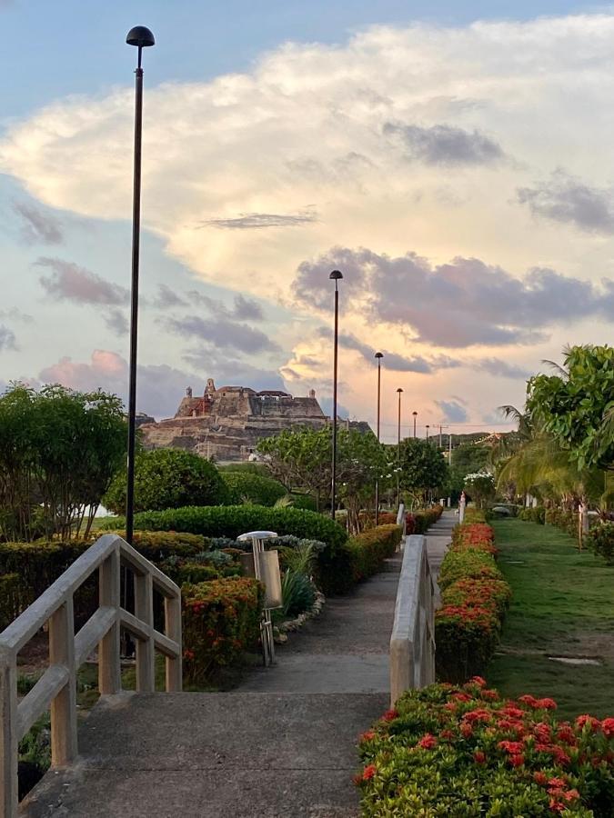 Habitacion Con Entrada Independiente Cerca Al Centro Historico Cartagena ภายนอก รูปภาพ